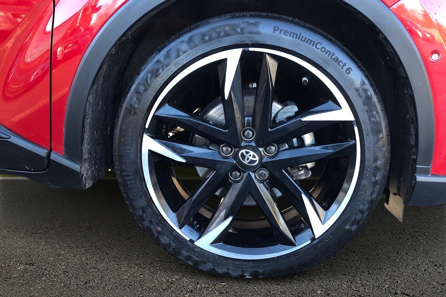 Used Toyota C-HR 2023 for sale - 77759840: Photo 19