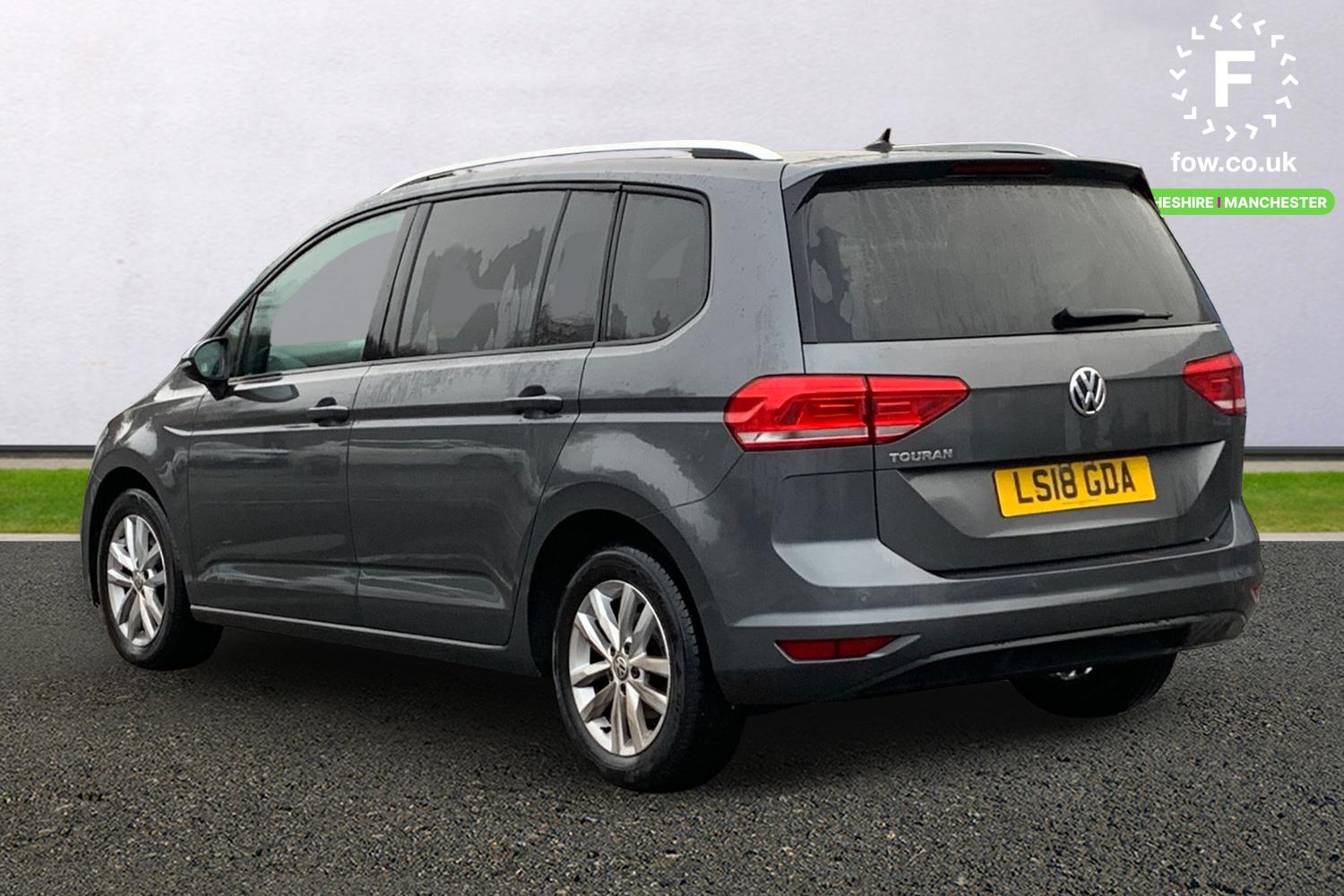 Used Volkswagen Touran 2018 for sale - 76949586: Photo 2