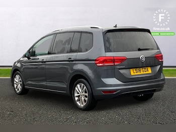 Used Volkswagen Touran 2018 for sale - 76949586: Photo