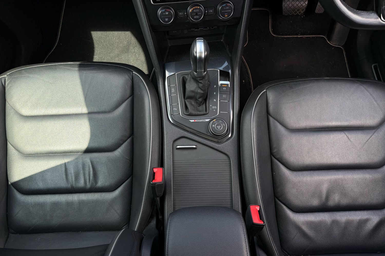 Used Volkswagen Tiguan 2018 for sale - 76257050: Photo 10