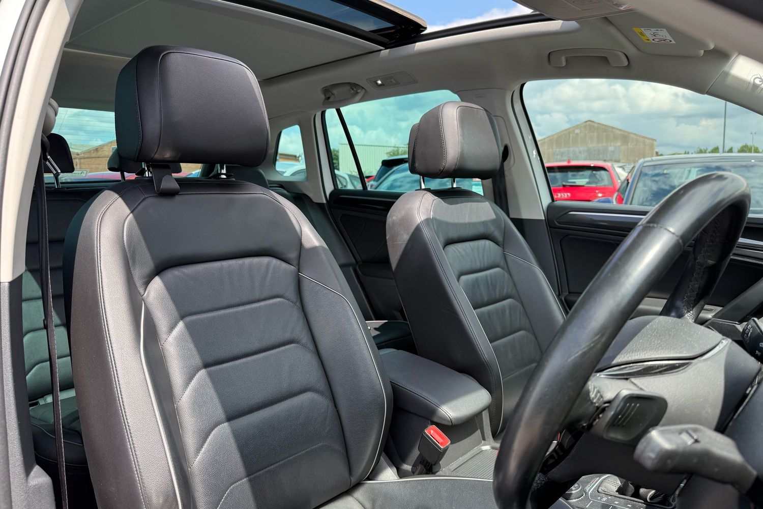 Used Volkswagen Tiguan 2018 for sale - 76257050: Photo 11