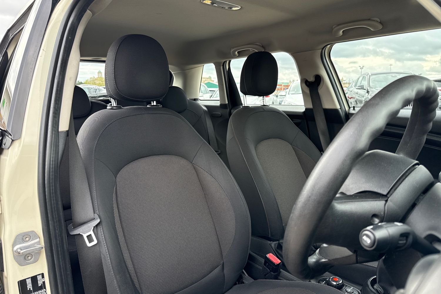 Used MINI Hatch 2019 for sale - 76264165: Photo 13