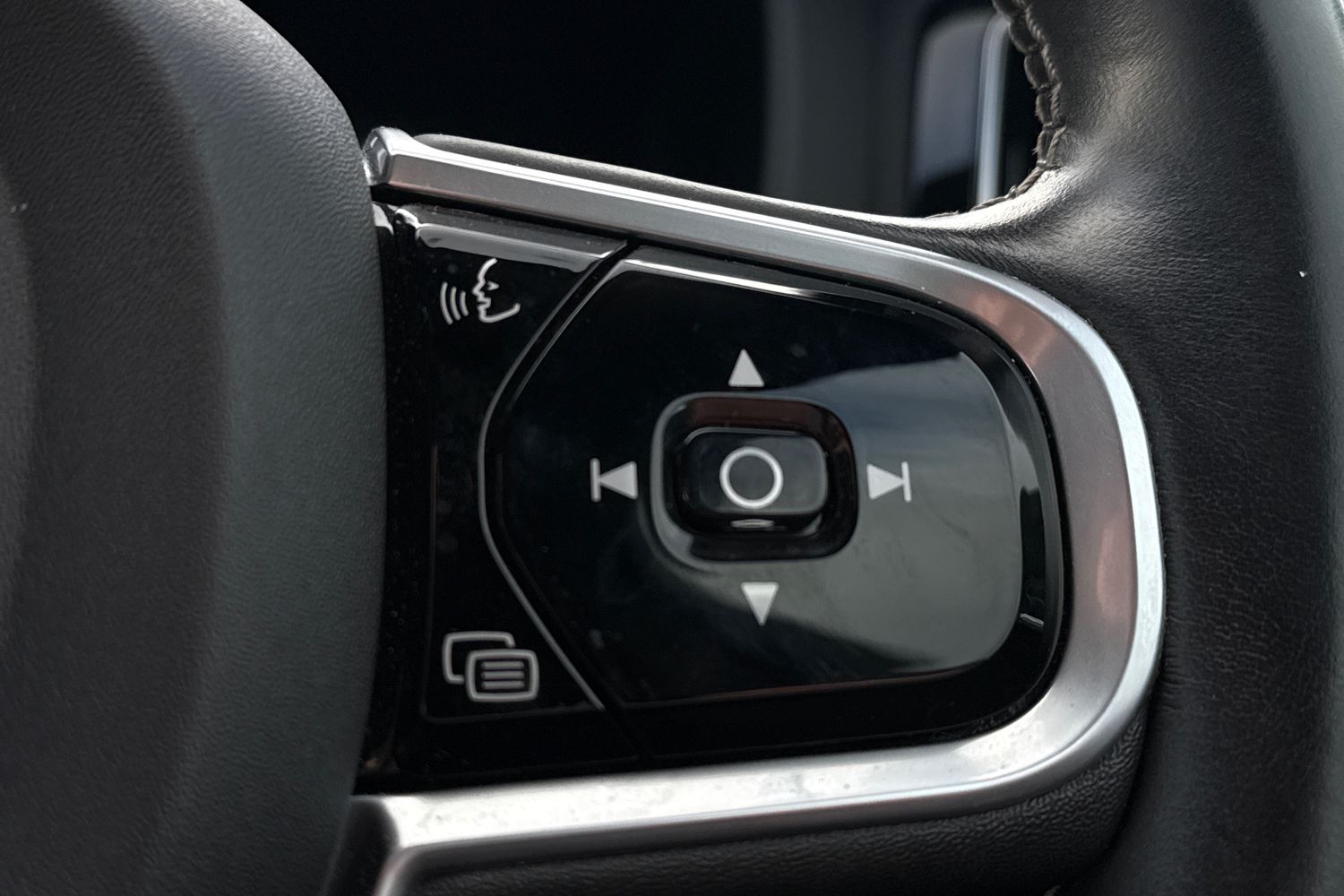 Used Volvo XC60 2019 for sale - 76916502: Photo 12