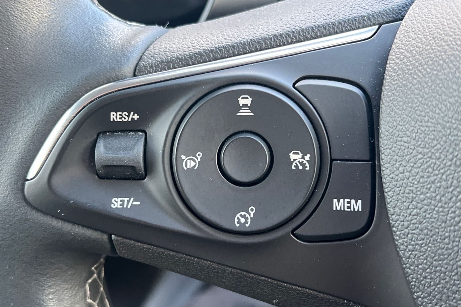 Used Vauxhall Mokka 2021 for sale - 76718539: Photo 13