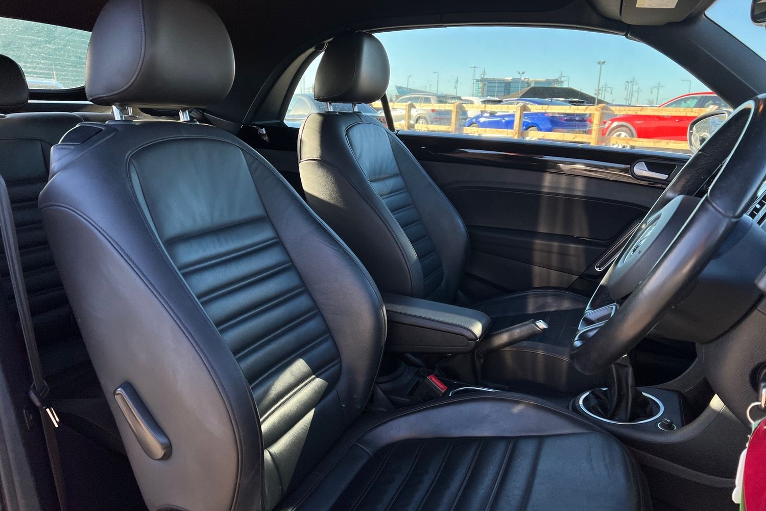 Used Volkswagen Beetle 2016 for sale - 76685700: Photo 19