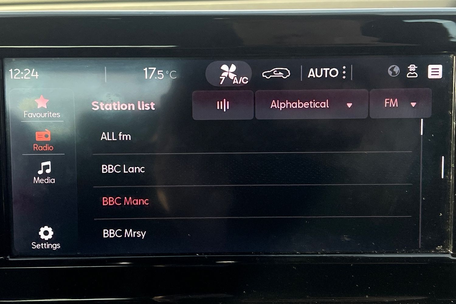 Used SEAT Leon 2022 for sale - 76896259: Photo 8