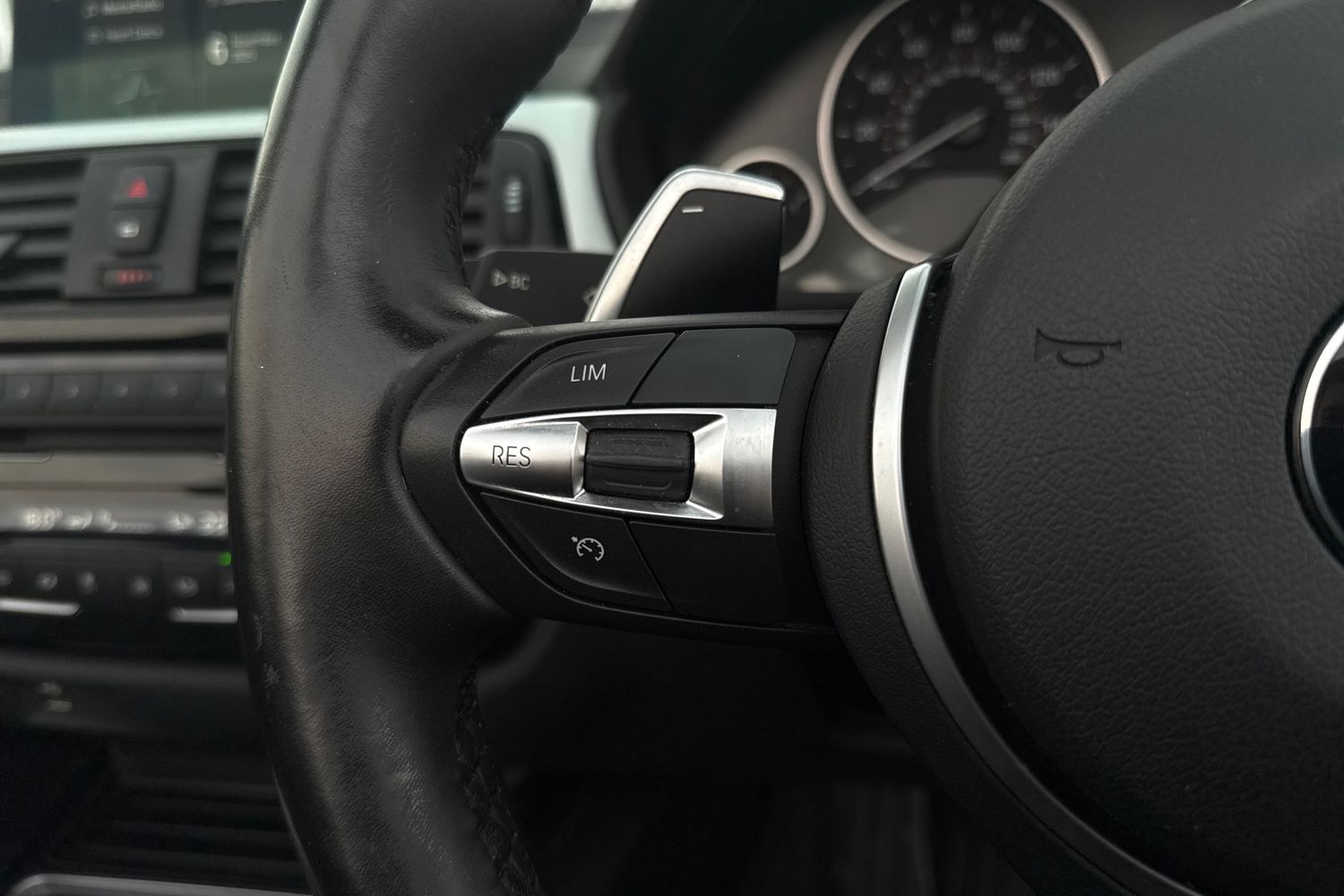 Used BMW 4 Series 2018 for sale - 76453490: Photo 11