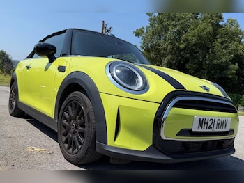 Used MINI Convertible 2021 for sale - 79531442: Photo