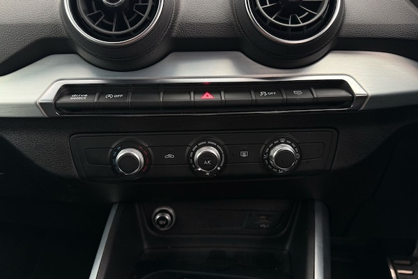 Used Audi Q2 2018 for sale - 75754100: Photo 7