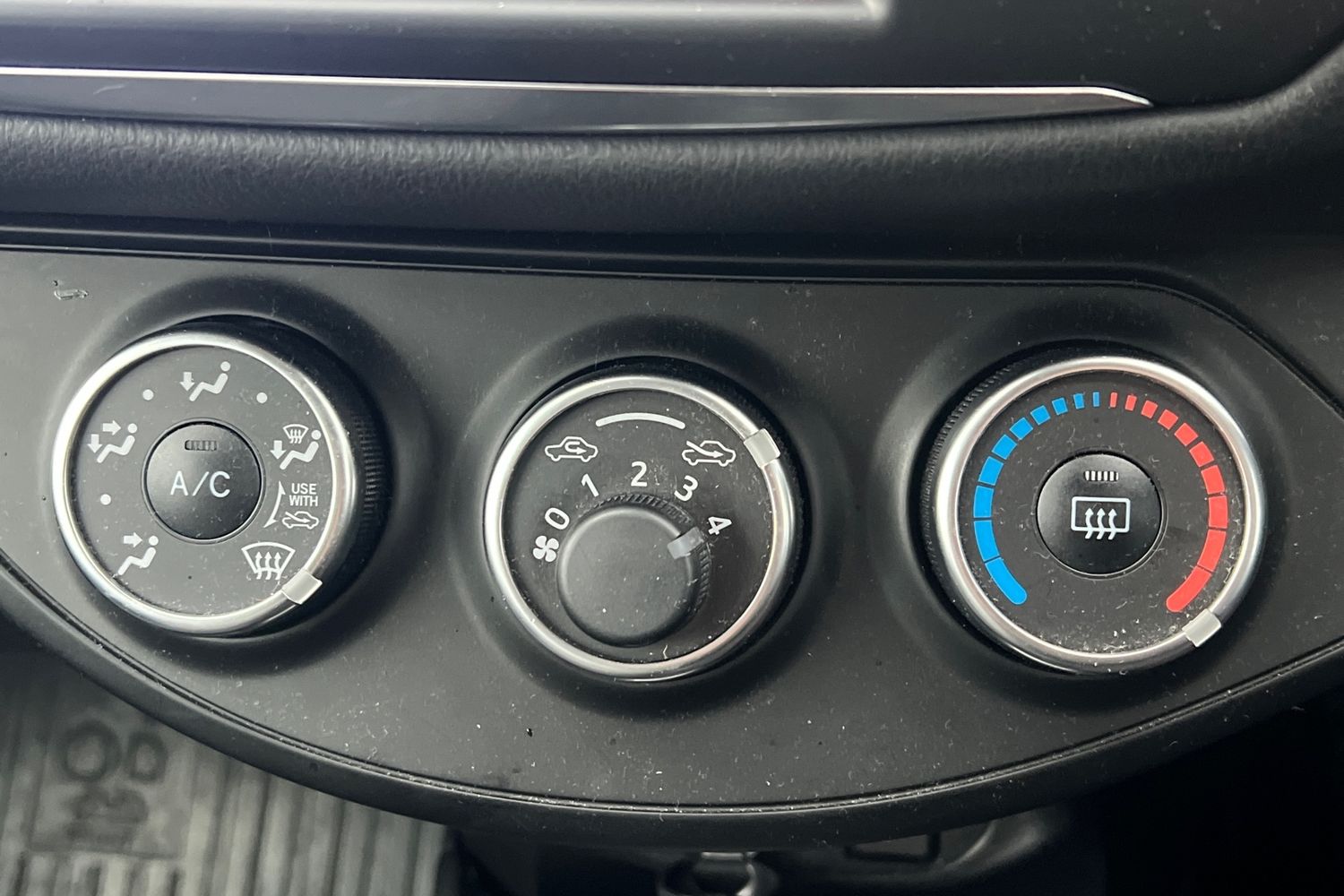 Used Toyota Yaris 2018 for sale - 76654446: Photo 9