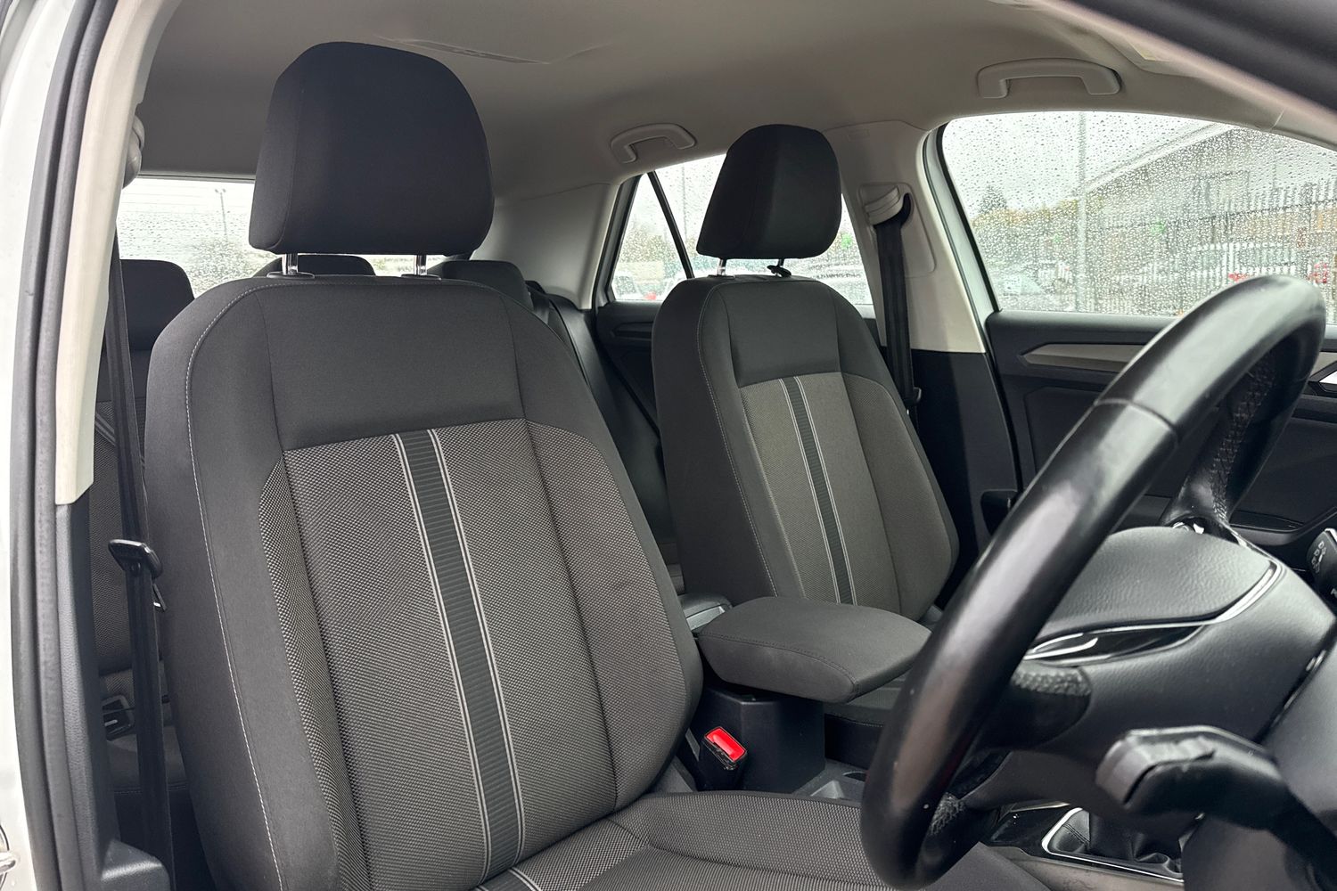 Used Volkswagen T-Roc 2021 for sale - 76364562: Photo 13