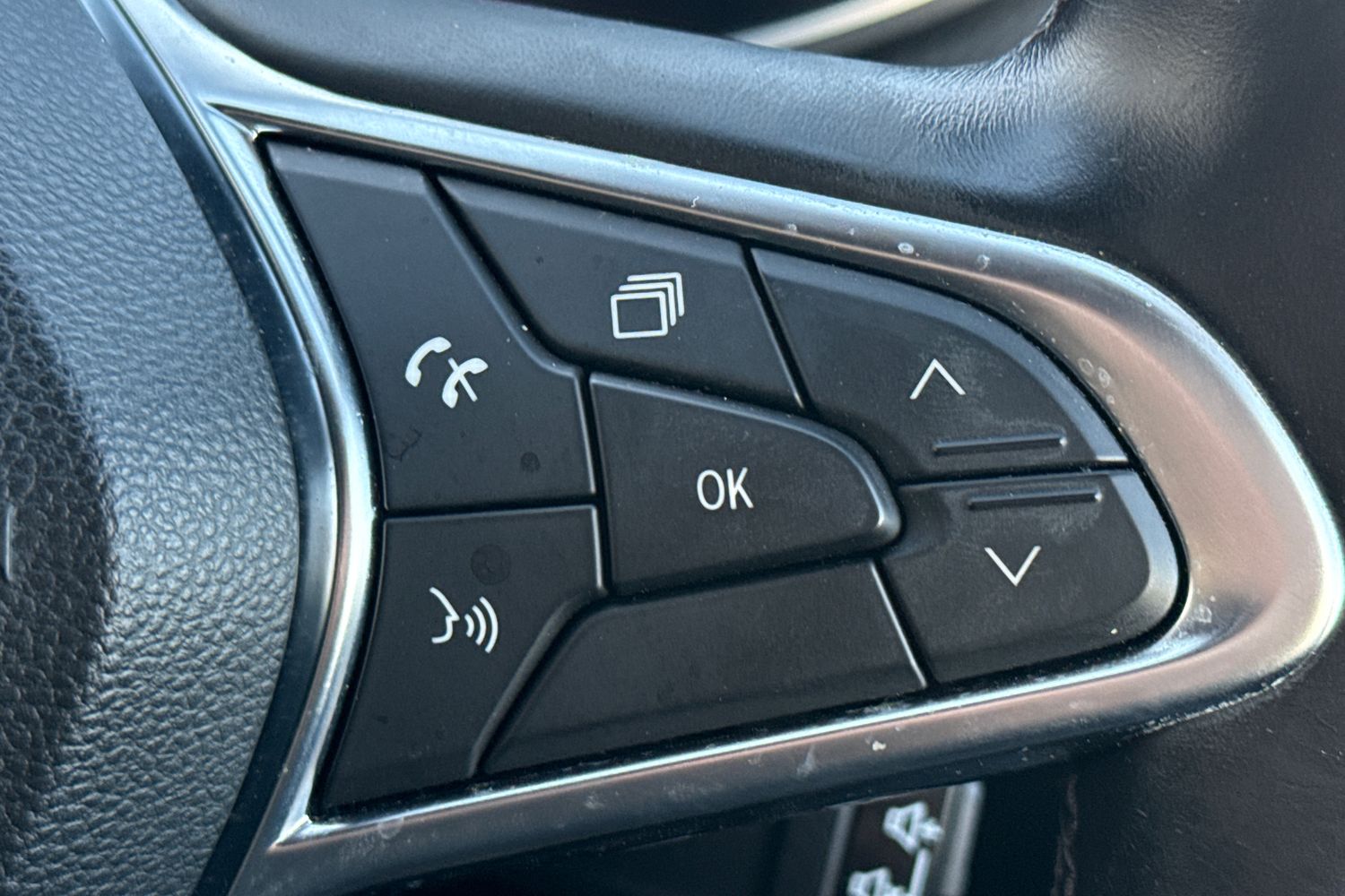 Used Renault Clio 2020 for sale - 76896241: Photo 12