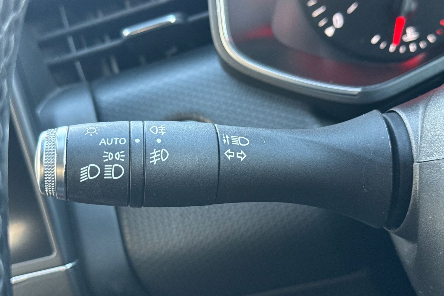 Used Renault Clio 2020 for sale - 76896241: Photo 13