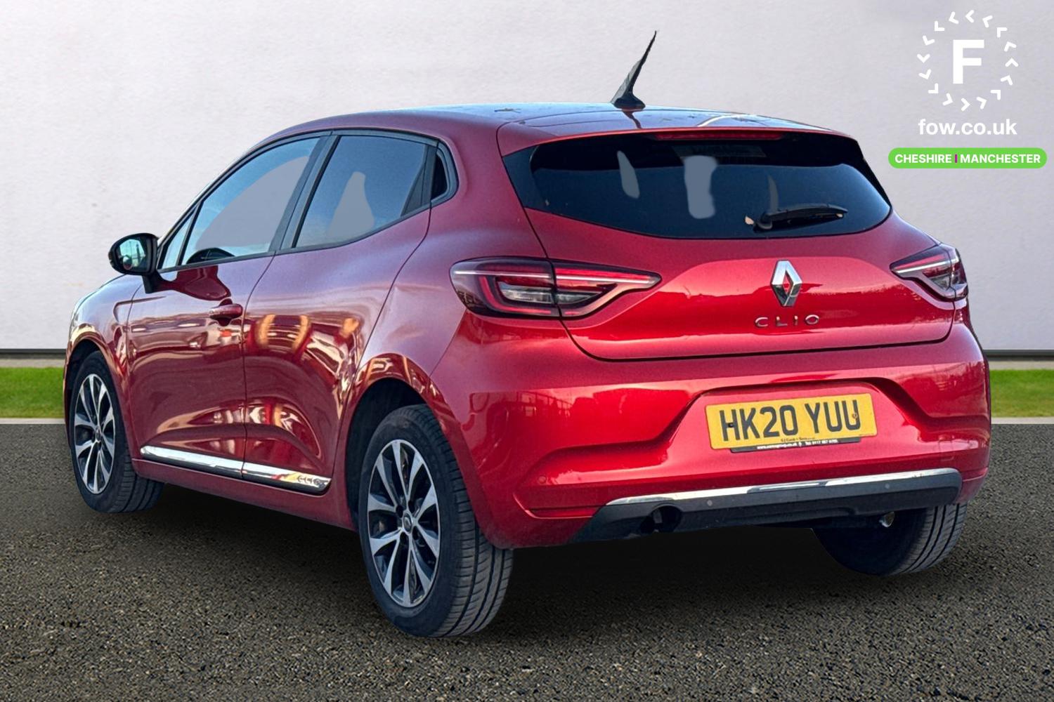 Used Renault Clio 2020 for sale - 76896241: Photo 2