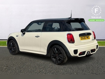 Used MINI Hatch 2020 for sale - 76115188: Photo 2