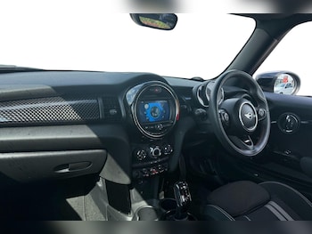 Used MINI Hatch 2020 for sale - 76115188: Photo 4
