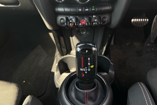 Used MINI Hatch 2020 for sale - 76115188: Photo 7