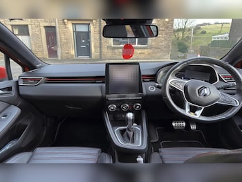 Used Renault Clio 2021 for sale - 77282181: Photo