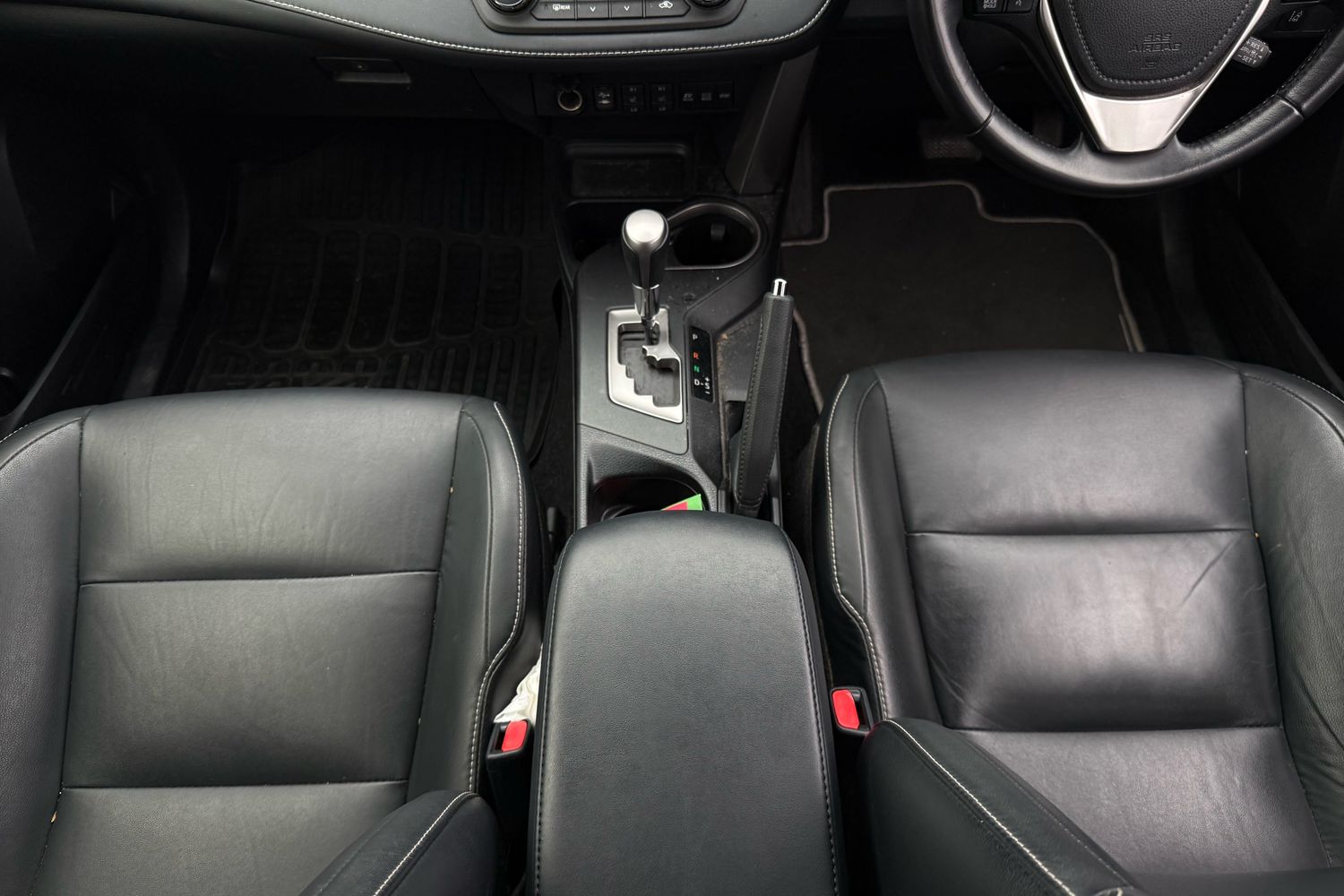 Used Toyota RAV4 2017 for sale - 76158080: Photo 9