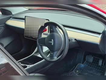 Used Tesla Model 3 2019 for sale - 78739395: Photo