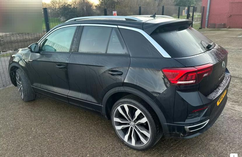 Used Volkswagen T-Roc 2019 for sale - 76985307: Photo 2