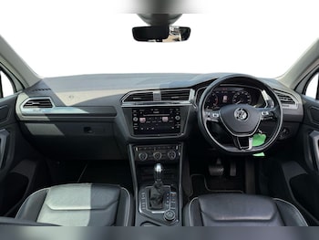 Used Volkswagen Tiguan 2018 for sale - 77032436: Photo