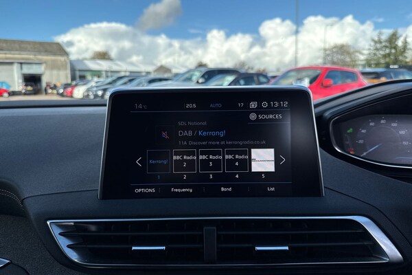 Used Peugeot 3008 2018 for sale - 76288155: Photo 6
