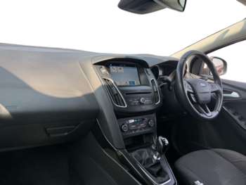 Used Ford Focus 2017 for sale - 74743471: Photo