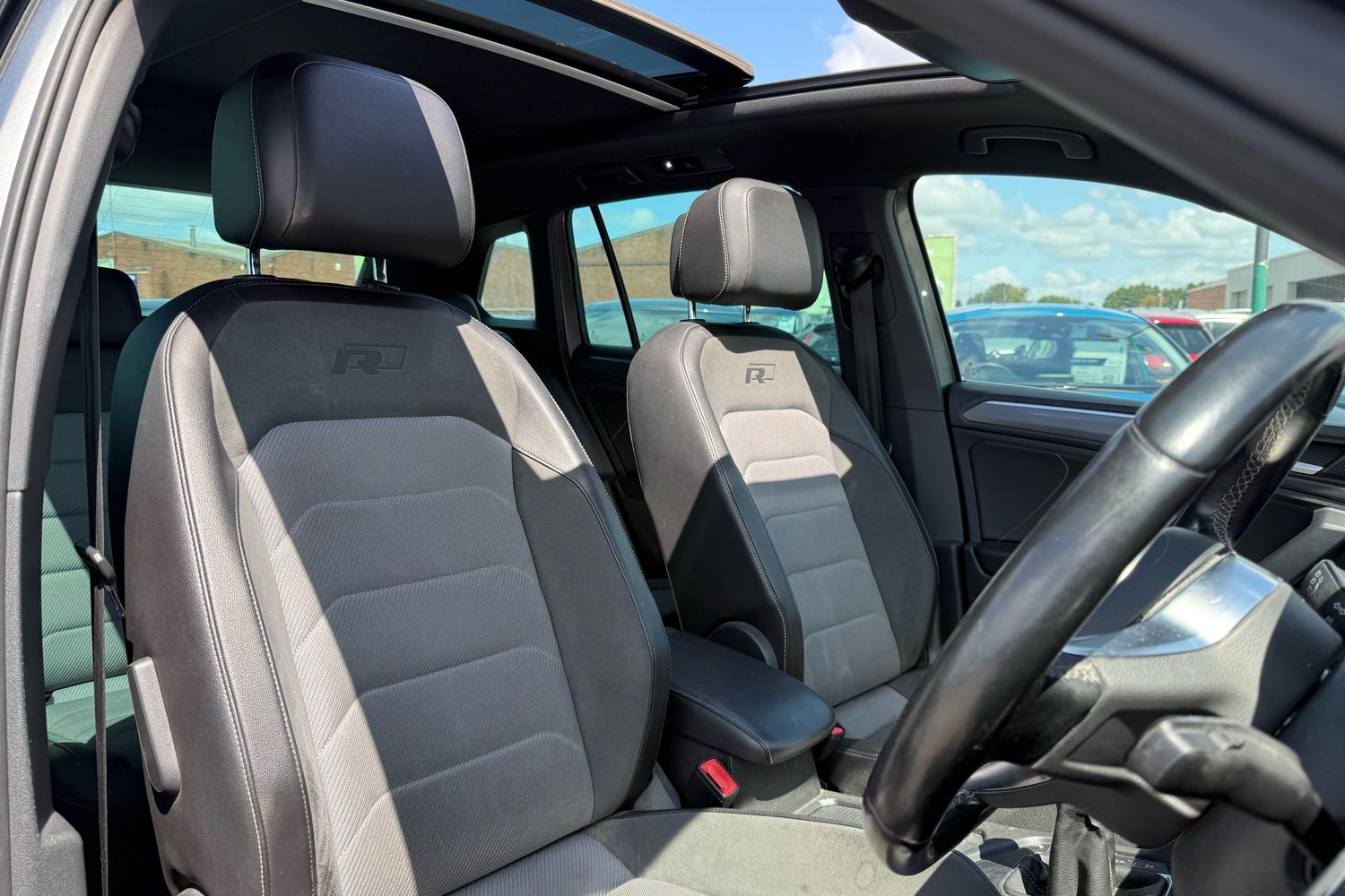 Used Volkswagen Tiguan 2018 for sale - 76182175: Photo 14