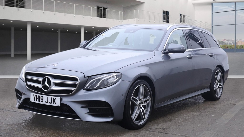 Used Mercedes-Benz E Class 2019 for sale - 76968169: Photo 2