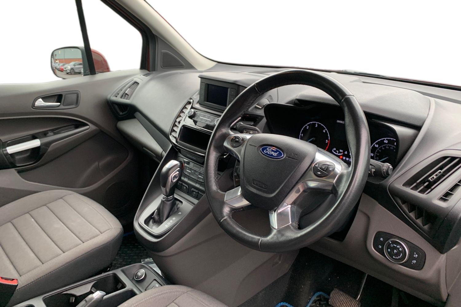 Used Ford Grand Tourneo Connect 2018 for sale - 76718505: Photo 3