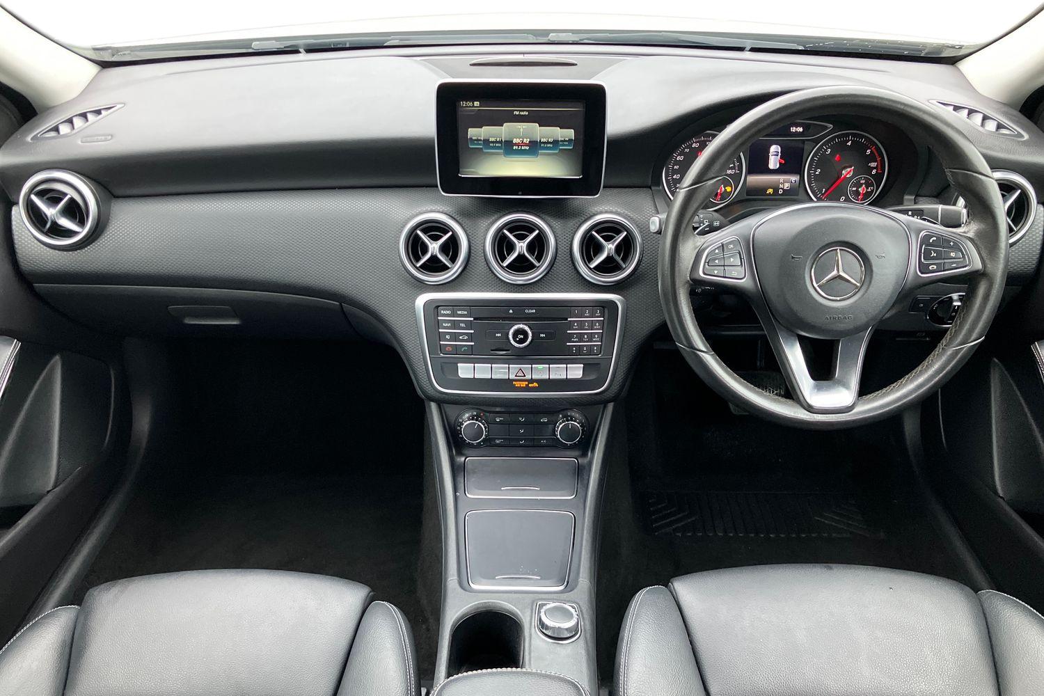 Used Mercedes-Benz A-Class 2017 for sale - 77337147: Photo 3