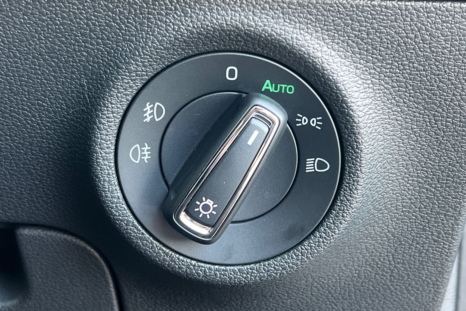 Used Skoda Karoq 2018 for sale - 77662853: Photo 18