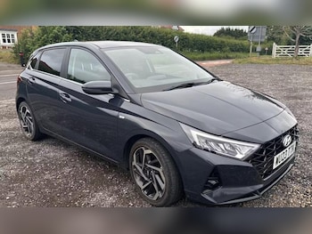 Used Hyundai i20 2023 for sale - 79043371: Photo
