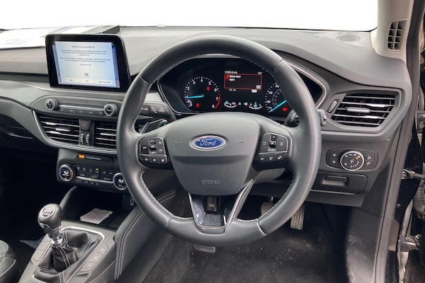 Used Ford Focus 2019 for sale - 76264154: Photo 3