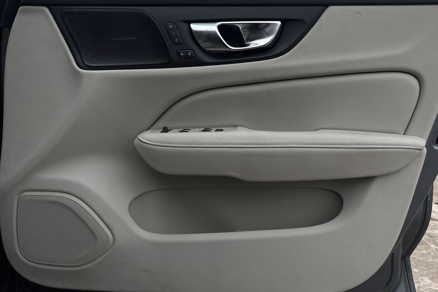 Used Volvo V60 2021 for sale - 77527775: Photo 14