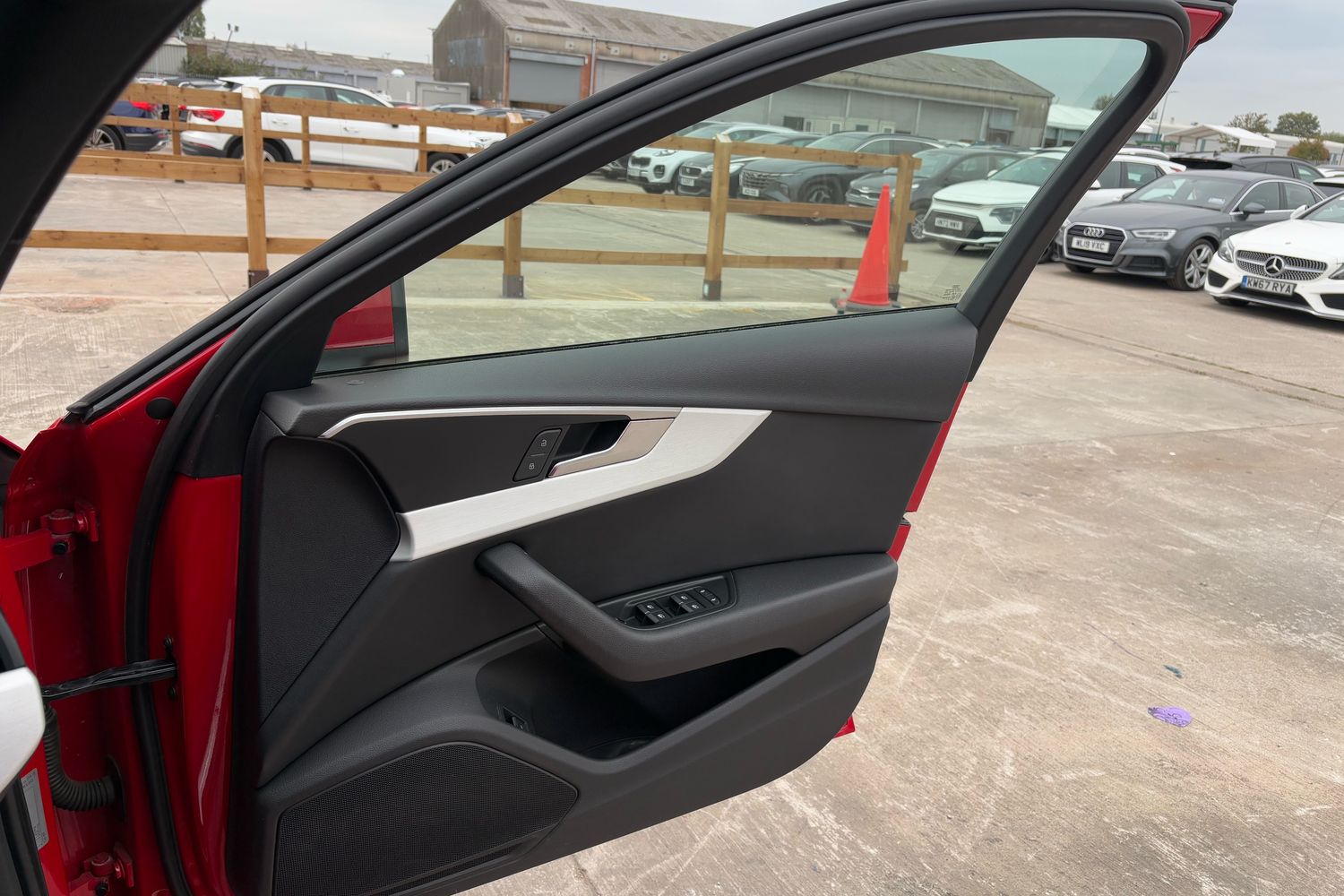 Used Audi A4 2016 for sale - 76257062: Photo 10