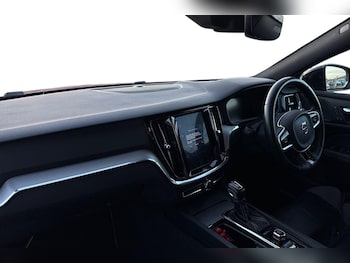 Used Volvo S60 2019 for sale - 76902622: Photo