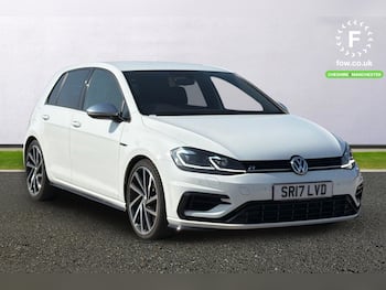 Used Volkswagen Golf 2017 for sale - 79217620: Photo