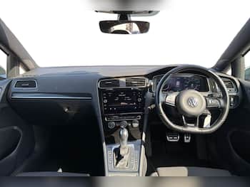 Used Volkswagen Golf 2017 for sale - 79217620: Photo