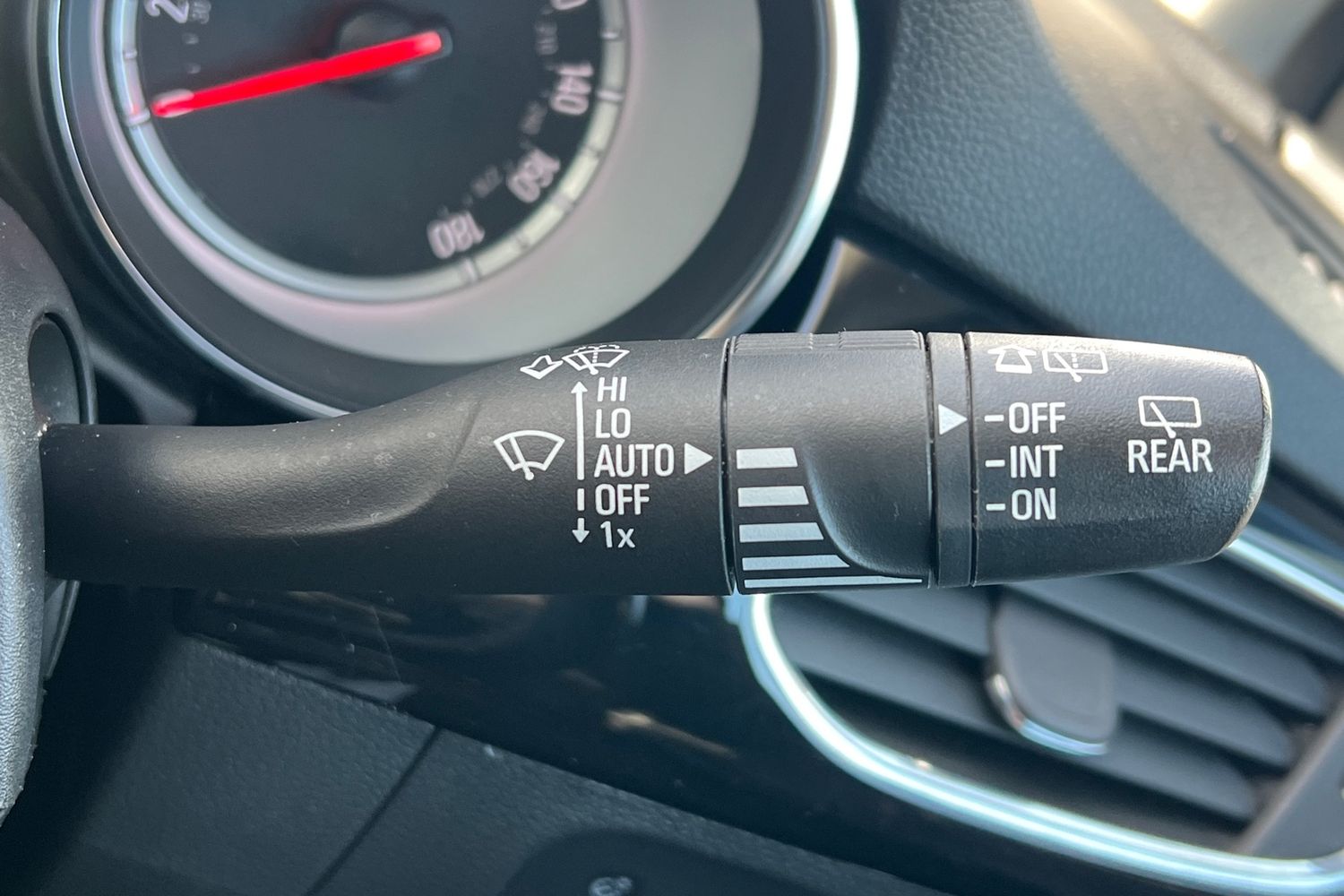 Used Vauxhall Astra 2018 for sale - 77895909: Photo 16