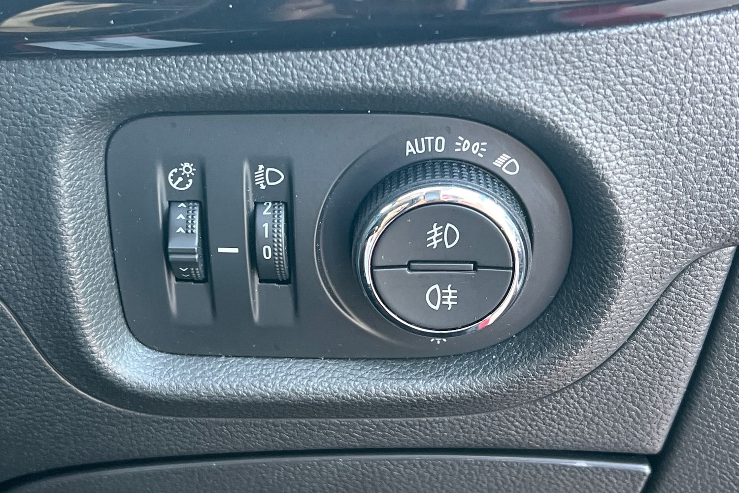 Used Vauxhall Astra 2018 for sale - 77895909: Photo 18