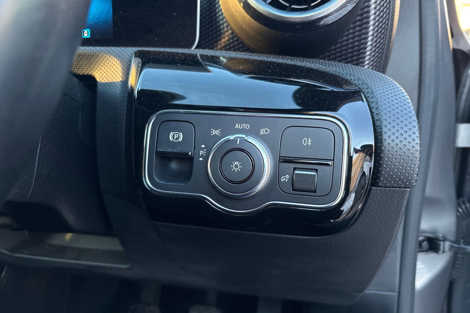 Used Mercedes-Benz A-Class 2019 for sale - 76922976: Photo 12