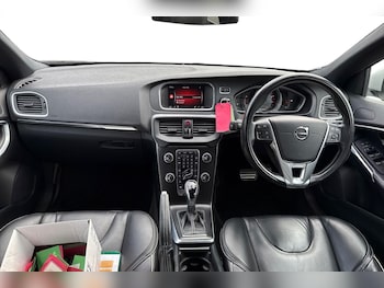 Used Volvo V40 2017 for sale - 75517219: Photo