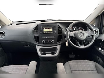 Used Mercedes-Benz Vito 2018 for sale - 77282256: Photo