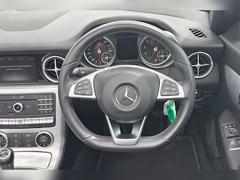 Used Mercedes-Benz SLC 2018 for sale - 79099755: Photo