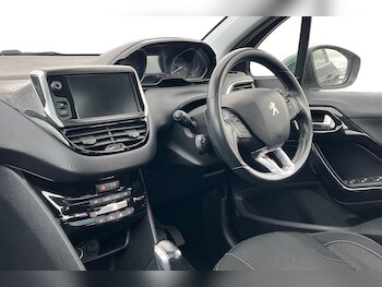 Used Peugeot 208 2019 for sale - 78131332: Photo