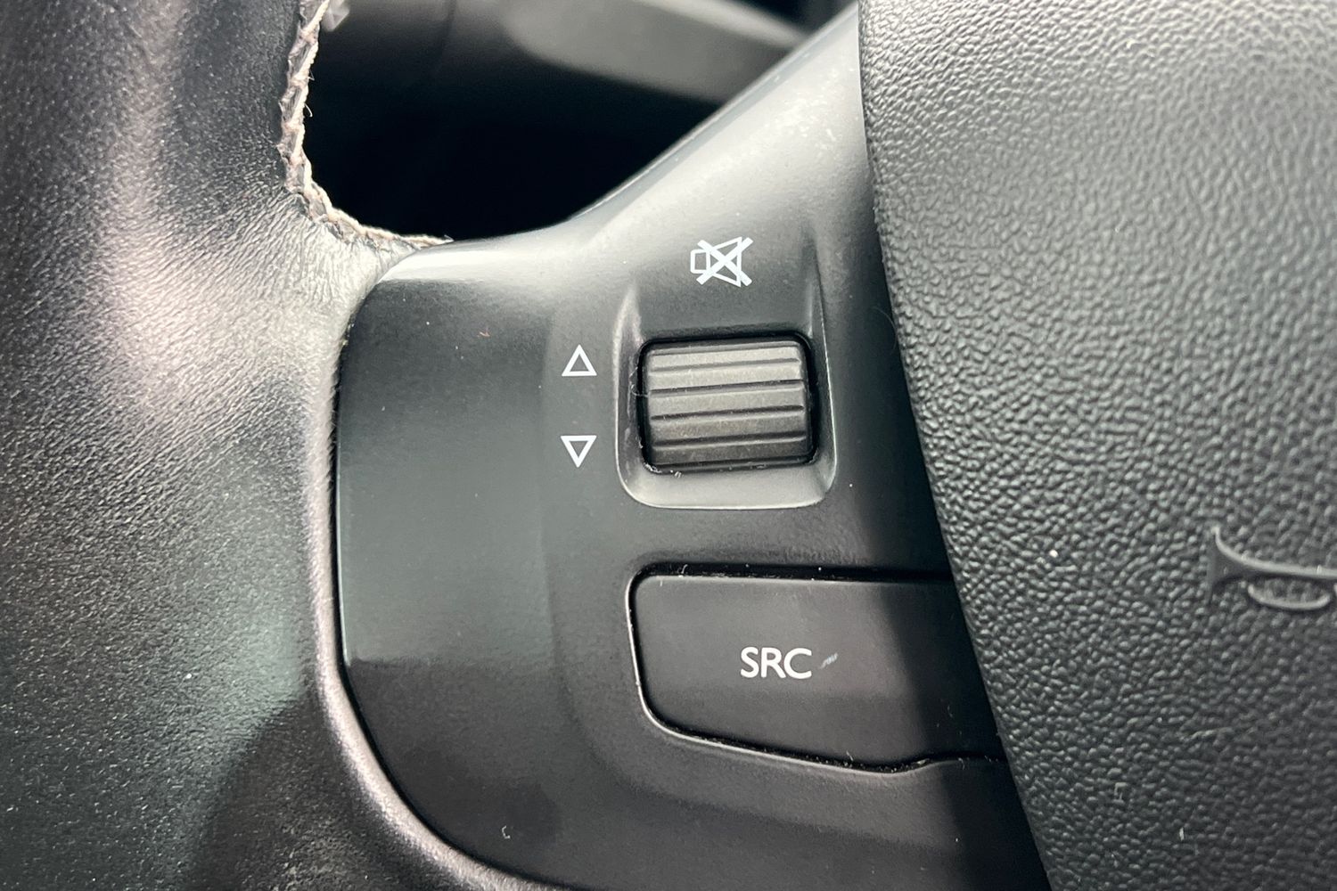 Used Peugeot 208 2019 for sale - 78131332: Photo 8