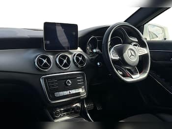 Used Mercedes-Benz GLA 2019 for sale - 79668029: Photo