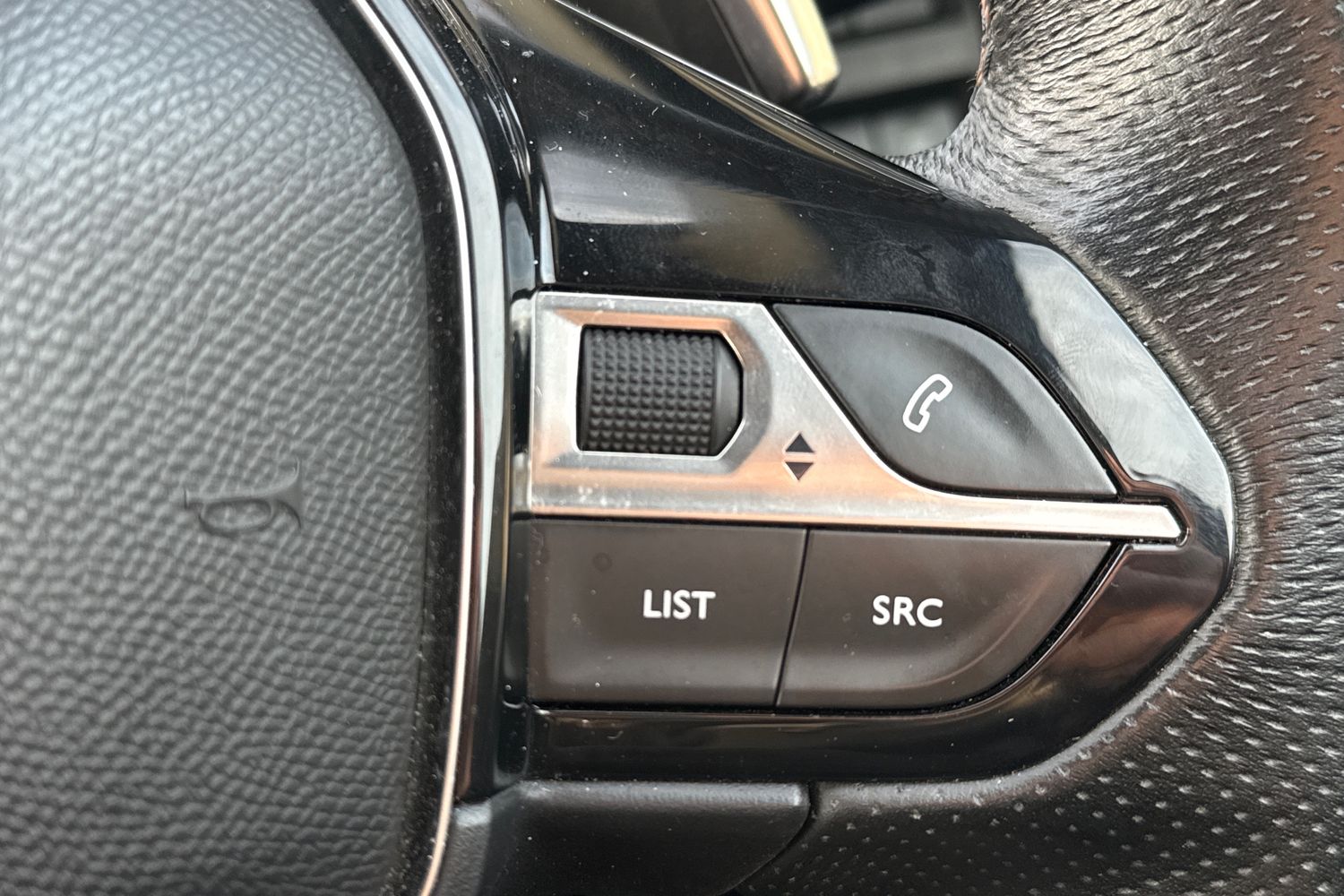 Used Peugeot 3008 2018 for sale - 76896265: Photo 11